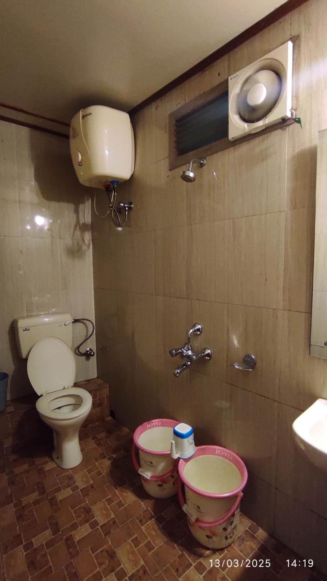 Baba Tourist Lodge Shillong Kültér fotó