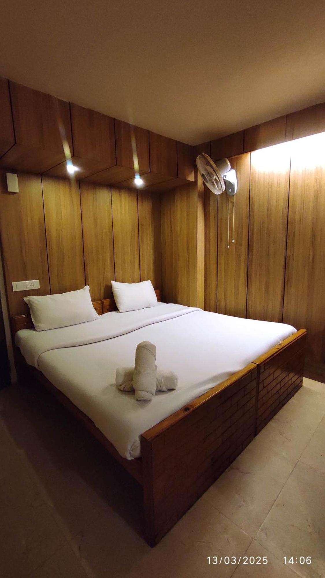 Baba Tourist Lodge Shillong Kültér fotó